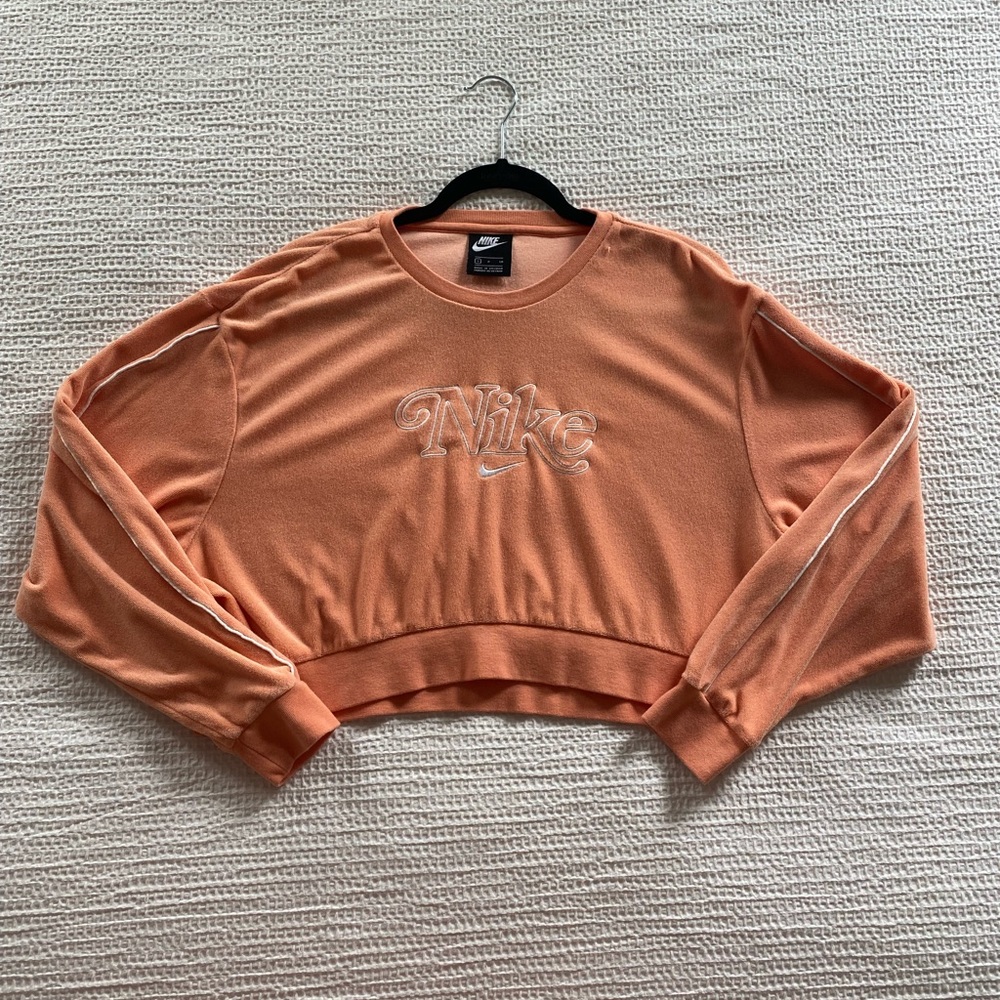 Nike Oversized Cropped Sweatshirt